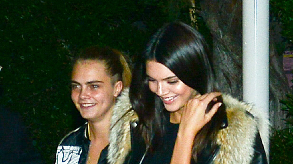 Kendall Jenner 'wouldn't be opposed to having fun with a girl'