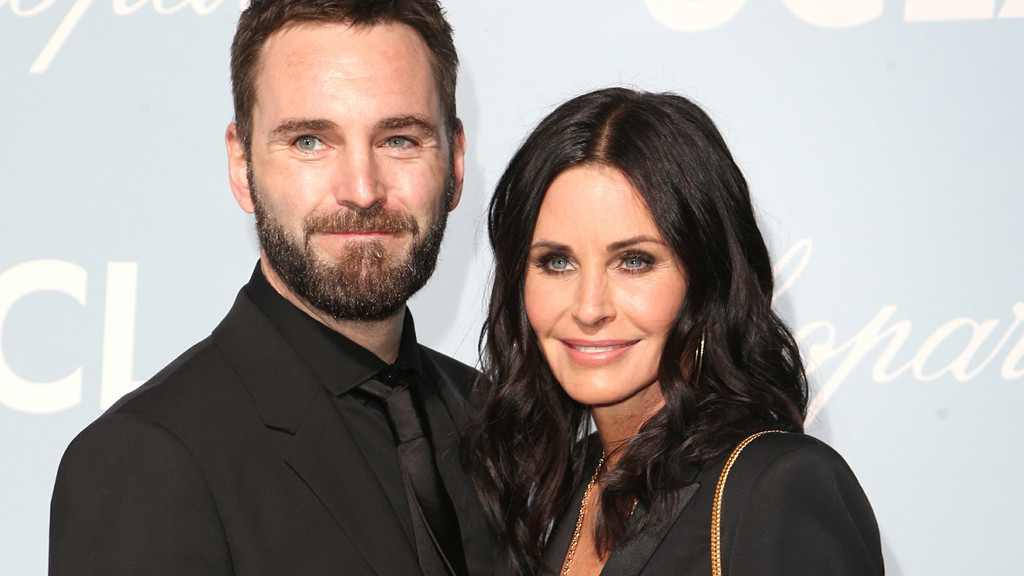 Courteney Cox splits from Snow Patrol's Johnny McDaid