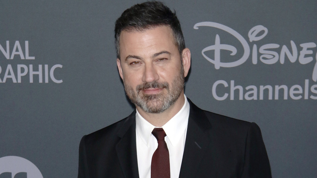 Jimmy Kimmel urges CBS boycott after Stephen Colbert's final show