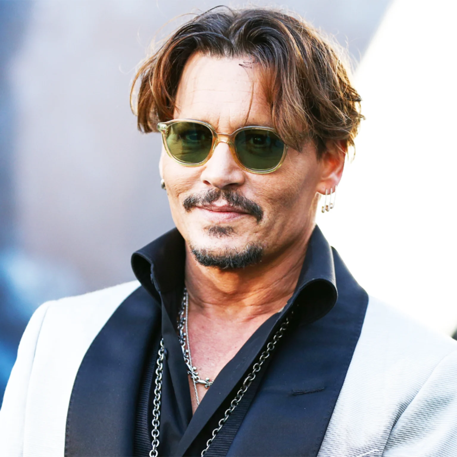 Fans shocked as Johnny Depp to return as Jack Sparrow for 'Pirates of the Caribbean' franchise | Articles | rova