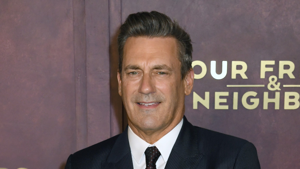 Jon Hamm rewatching Mad Men for first time