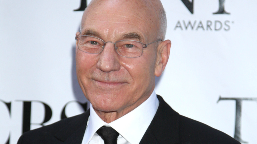 William Shatner leads tributes to Sir Patrick Stewart