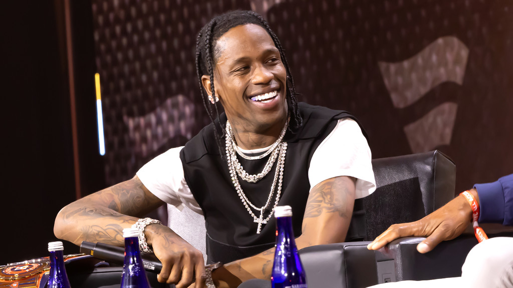 Travis Scott involved in 'bottle throwing' skirmish at swanky club - report