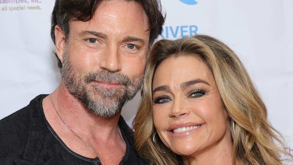 Denise Richards ordered to pay estranged husband $5,000 a month