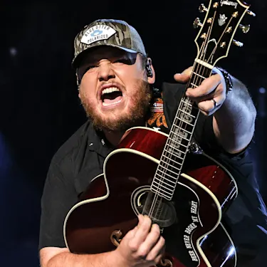 rova | more entertainment in one place | rova