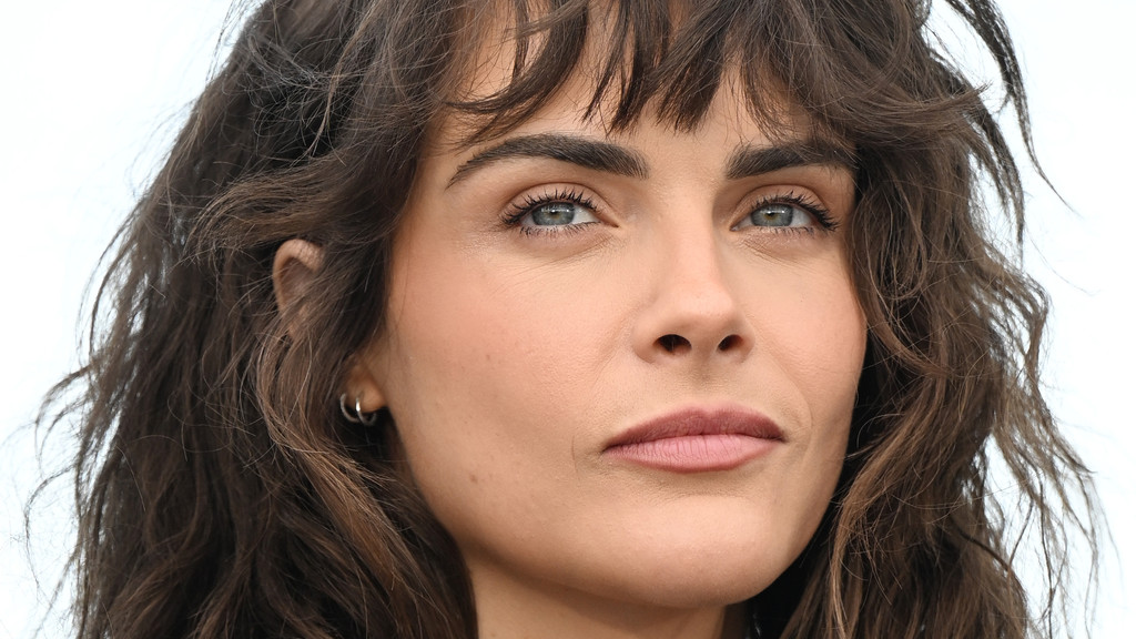 Cara Delevingne had seizure at 2022 Burning Man festival before infamous photos