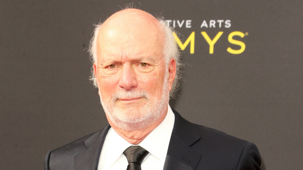 Legendary TV director James Burrows dies