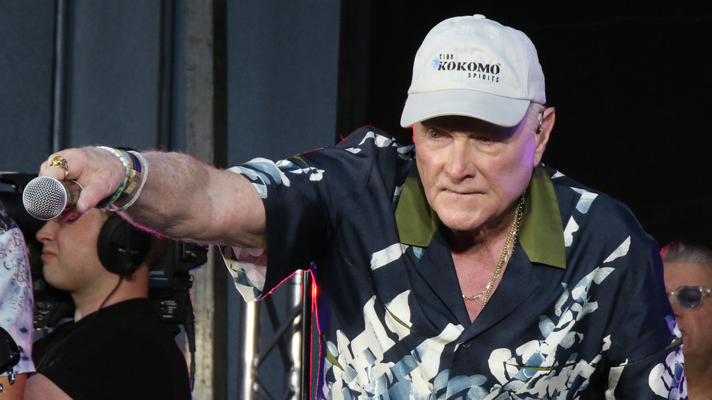 The Beach Boys cancel comeback concert