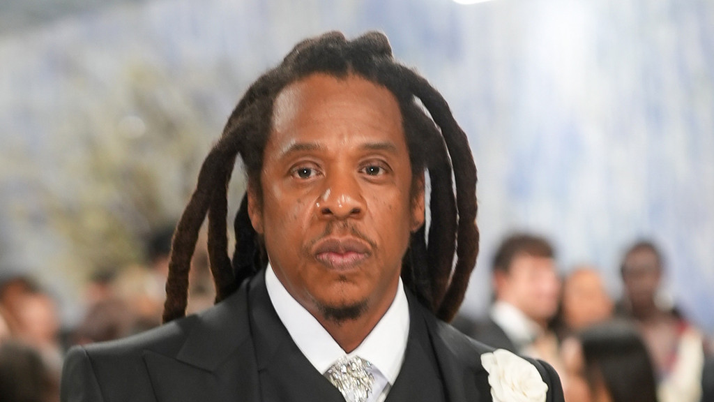 Jay-Z's extortion lawsuit against Sean 'Diddy' Combs lawyer dismissed