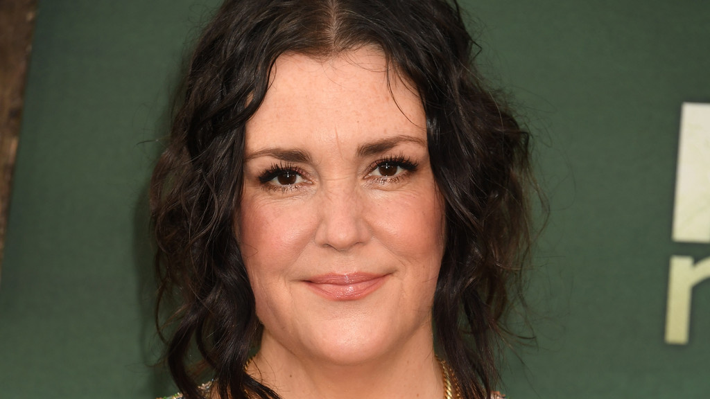 Melanie Lynskey to star in limited series Mushroom Murders