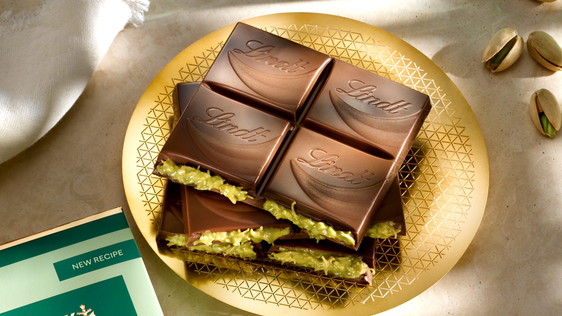 Lindt Dubai Chocolate block arrives in NZ.