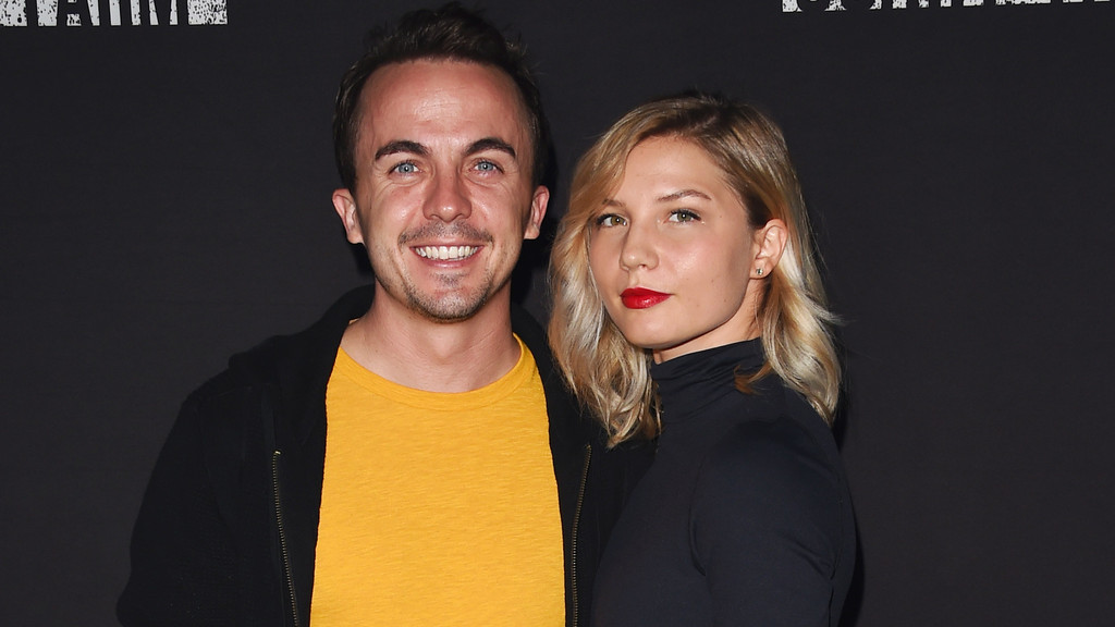Frankie Muniz's wife defends divorce announcement video