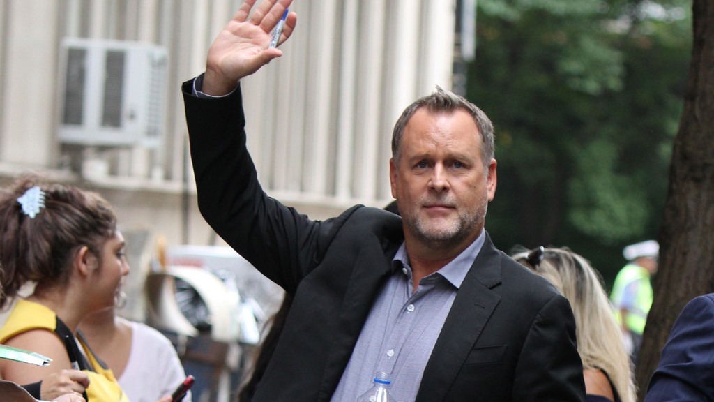 Dave Coulier reveals tongue cancer is in remission