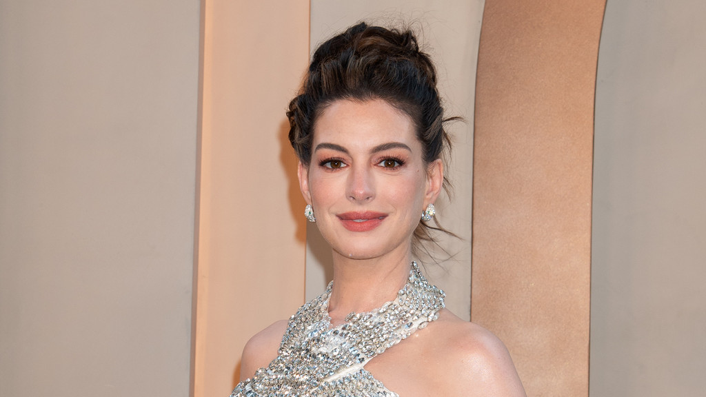 Anne Hathaway suggested adding Hot Ones interview scene into new movie Verity