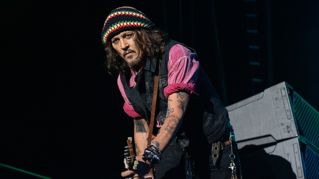 Johnny Depp's band sued over cancelled concert