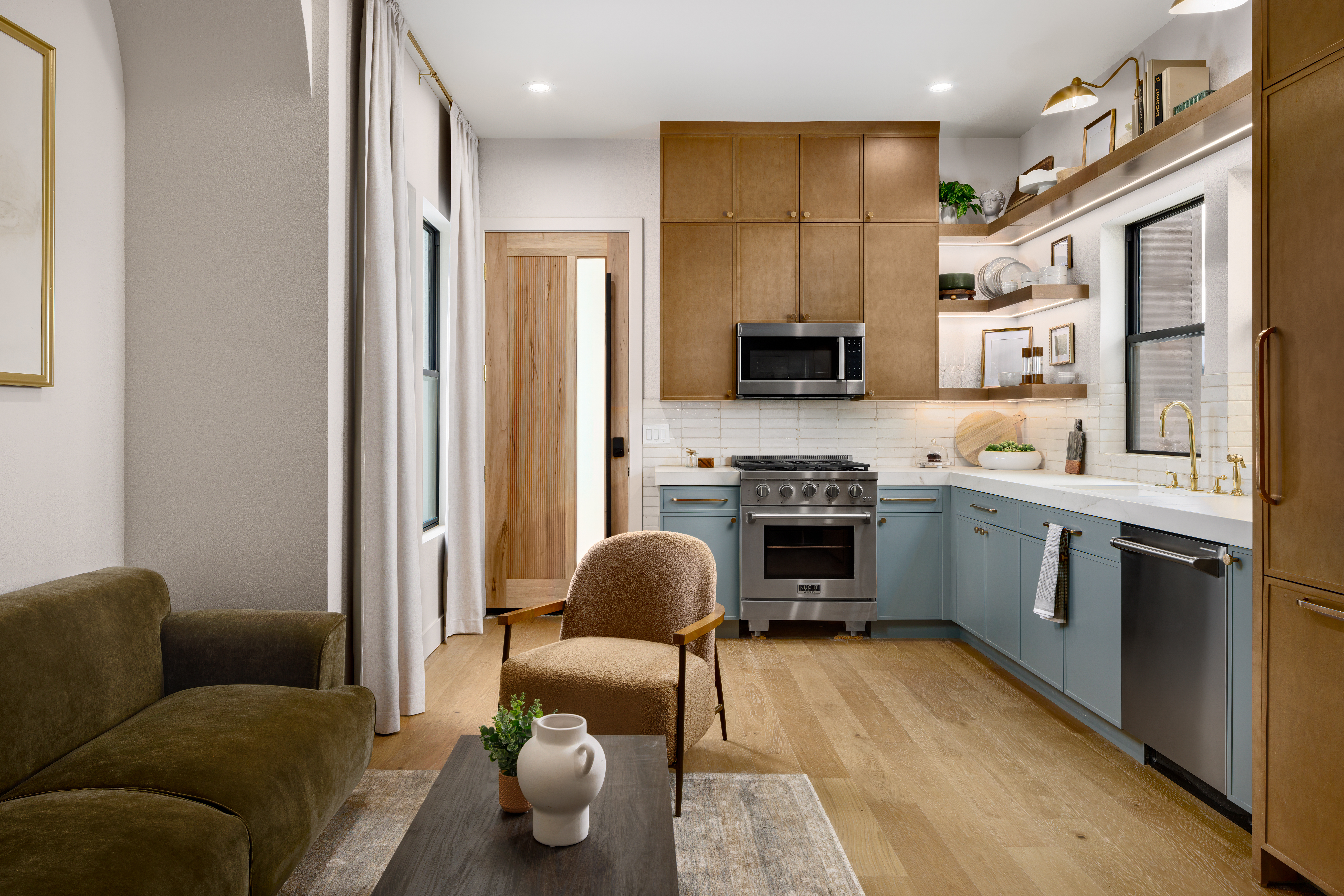 Hardwood Rustics Riverwalk Dew RVWK07DEW1 | Mannington