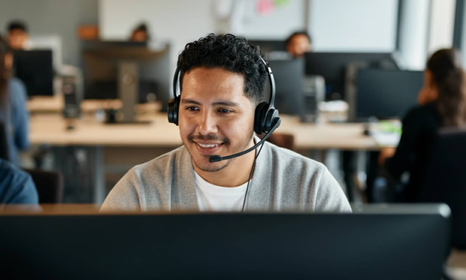 A call center agent on duty