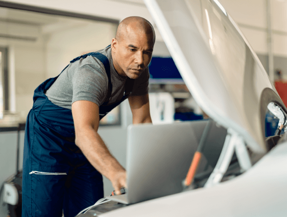 Car mechanic automotive industry