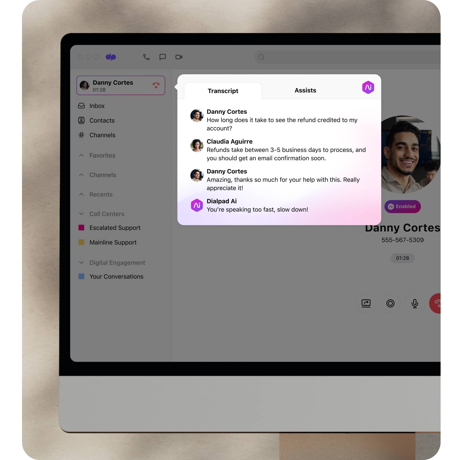 Capture d'écran de Dialpad AI transcrivant un appel téléphonique en temps réel