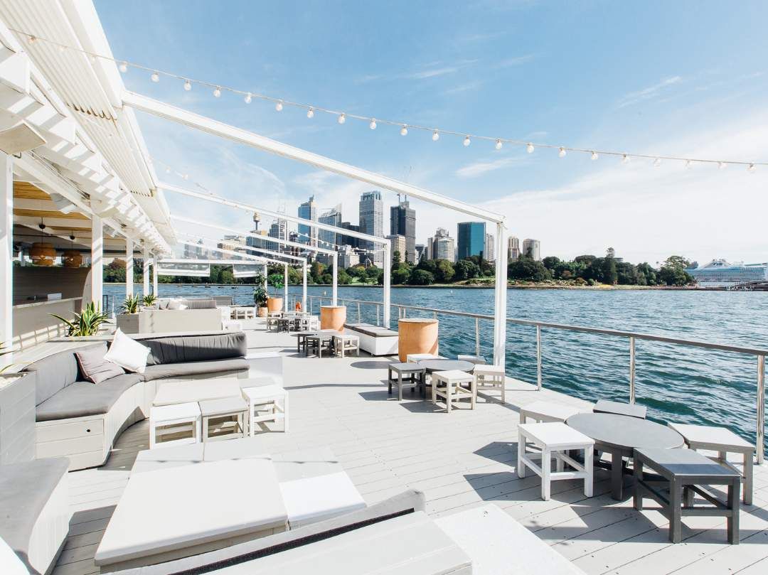 The-Island-lounge-seating-event-venue-a5342dbf