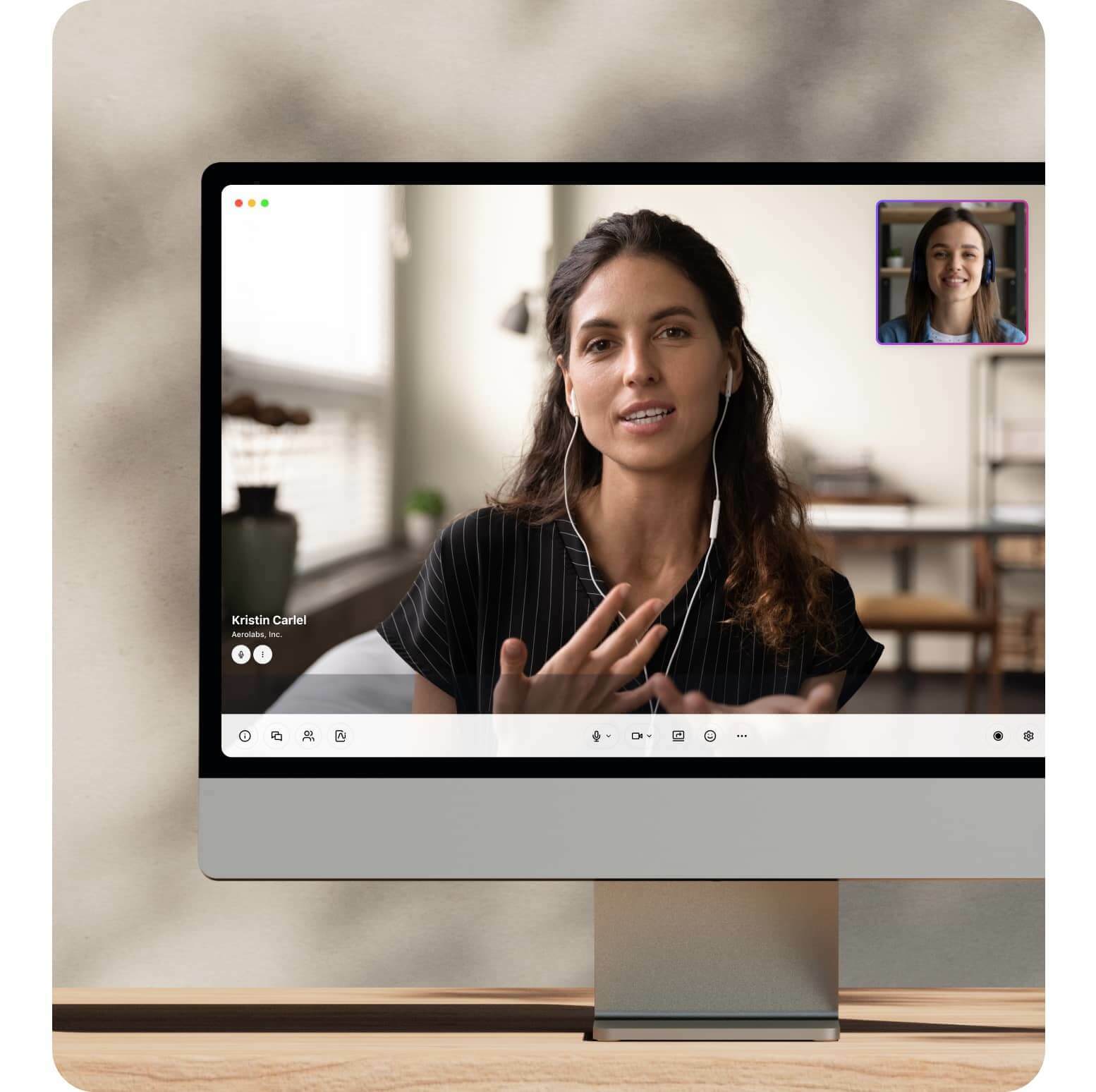 A video conference happening in Dialpads desktop app