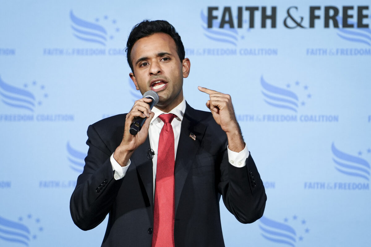 Ramaswamy Slams ‘Election Interference’ as LinkedIn Censors GOP Candidate Over Comments on China, Climate Change