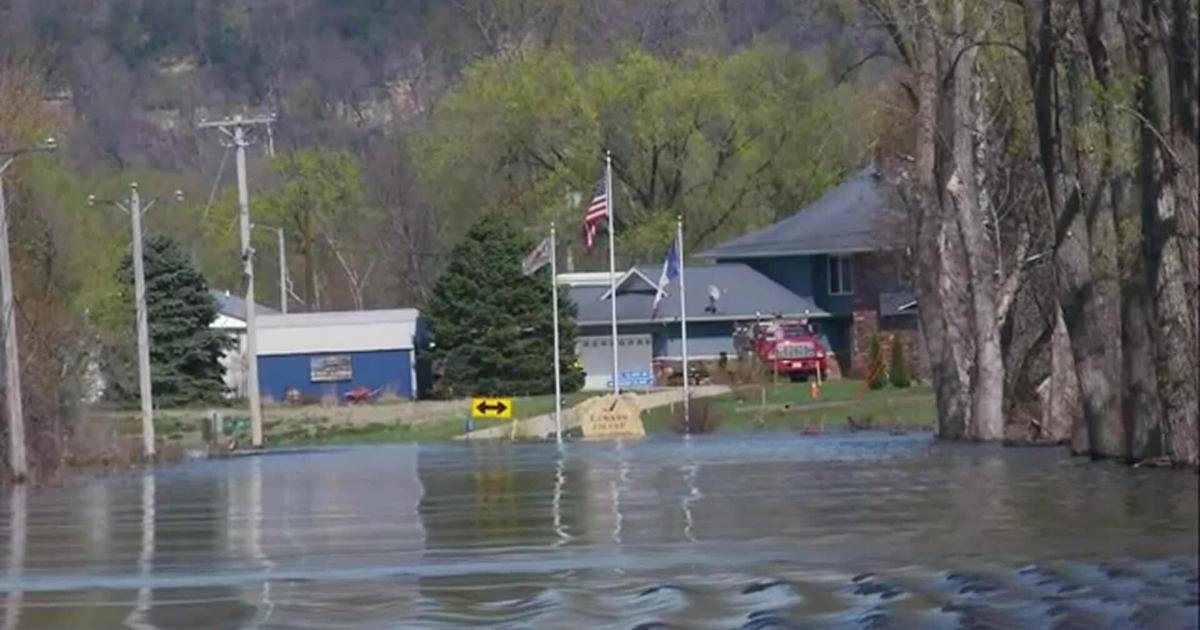 RAW: IA: GUTTENBERG FLOODS AS MISSISSIPPI RIVER RISES