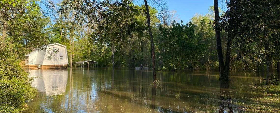 Oconee River floods Henderson Road in Dublin