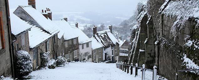 What schools are closed today because of snow? Full list as extreme weather hits England and Wales