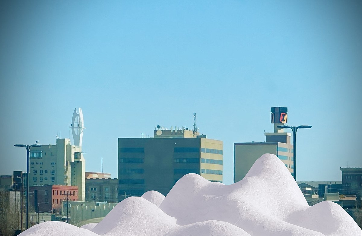 Chance of Snow Today and Tomorrow, Chance of Strong Storm on the Horizon