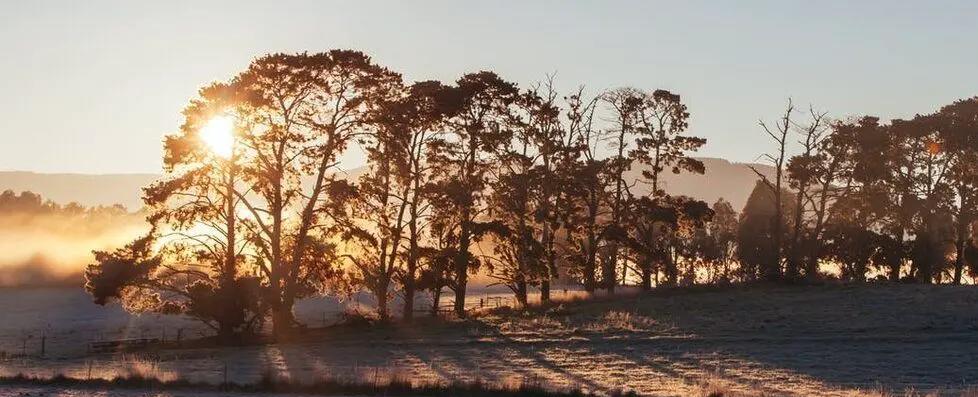 Record Monthly Cold Sweeps Queensland; May Snow Clips India; Ireland Registers Its Largest-Ever Quake; Alaska's Very Cold April; + G3 Storms Possible Tomorrow