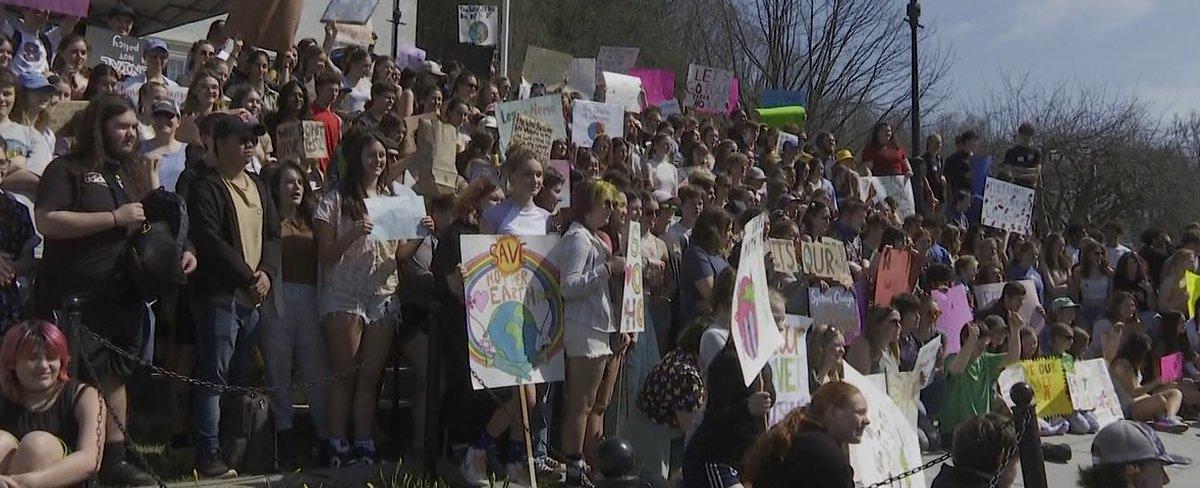 Students rally at Statehouse for action on climate change