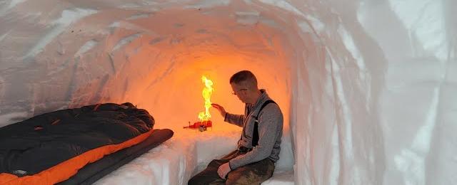 Dugout Shelter Under 10ft (3m) of Snow - Solo Camping in Survival Shelter During Snow Storm