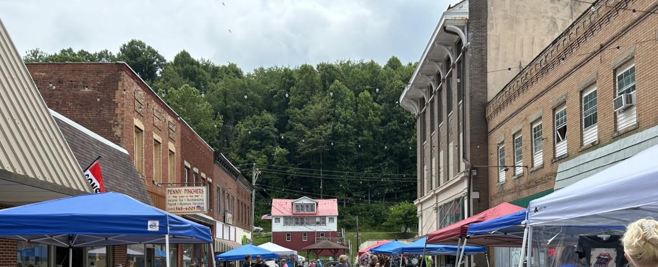 Clendenin, West Virginia, celebrates rebuilding community 7 years after devastating floods