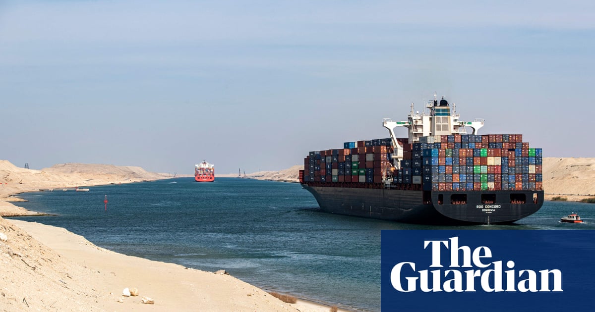 Shipping emissions could be halved without damaging trade, research finds