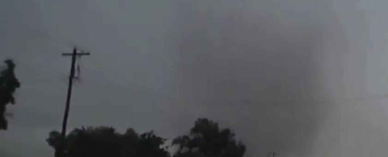 Cuatro muertos tras paso de tornados, vientos y granizo en localidad de Texas