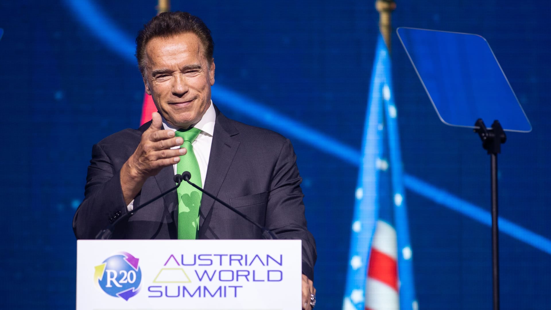 Schwarzenegger: 'No one gives a s--- about' climate change, rebrand it