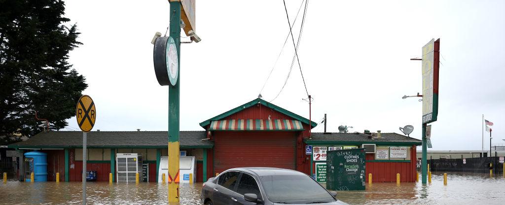 ‘Expect Chaos’: Climate Expert Forecasts Extreme Weather as West Coast Prepares for El Niño