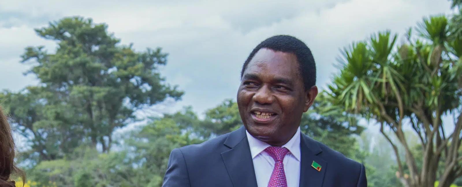 Harris peeks at peppers on farm with climate change in mind