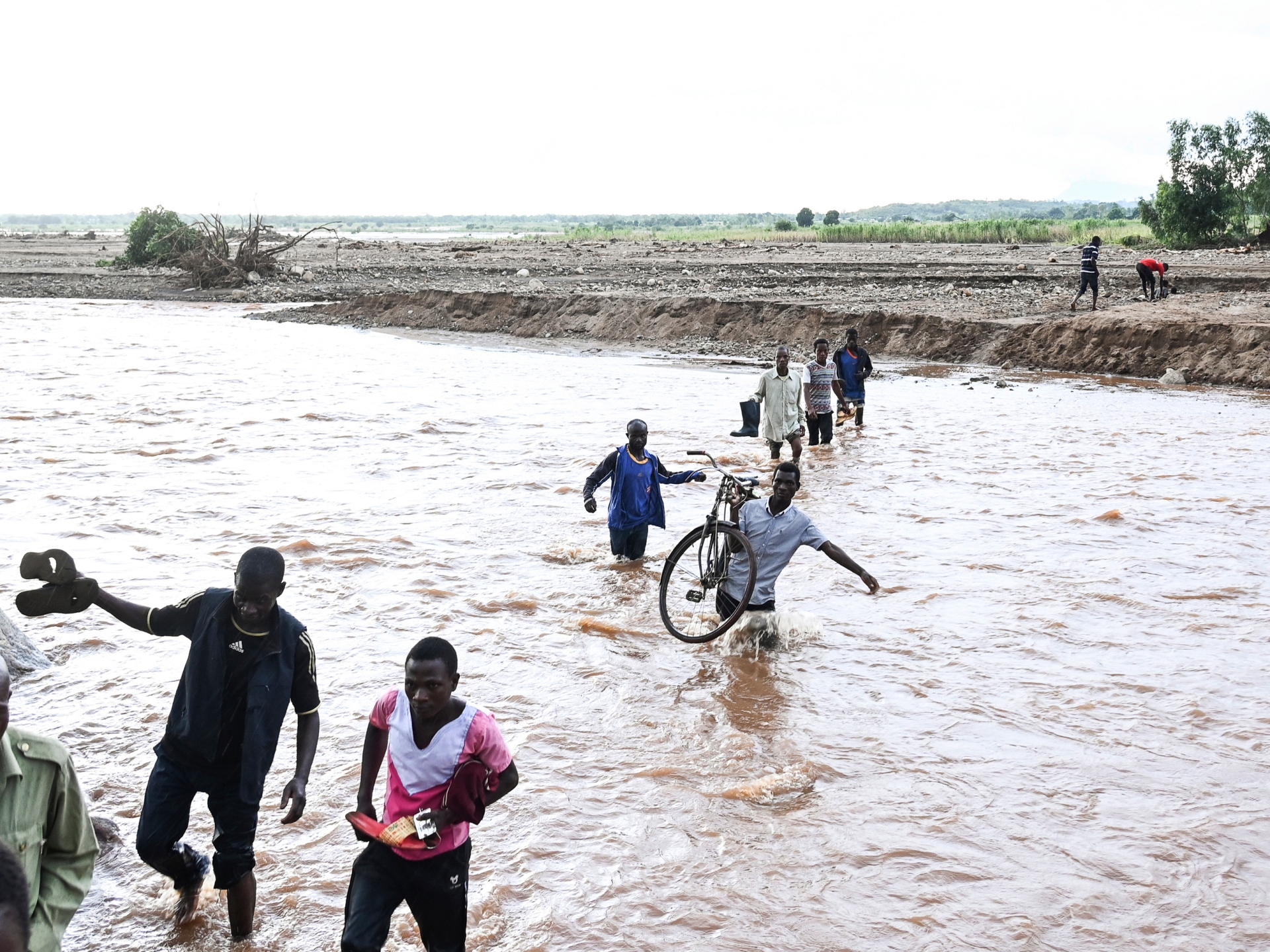 Climate change causes 2m deaths in 50 years; poor suffer most