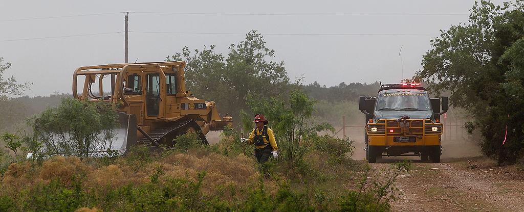 Gov. Abbott readies emergency resources for possible West TX wildfires