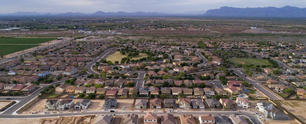 Arizona Limits Construction Around Phoenix as Its Water Supply Dwindles