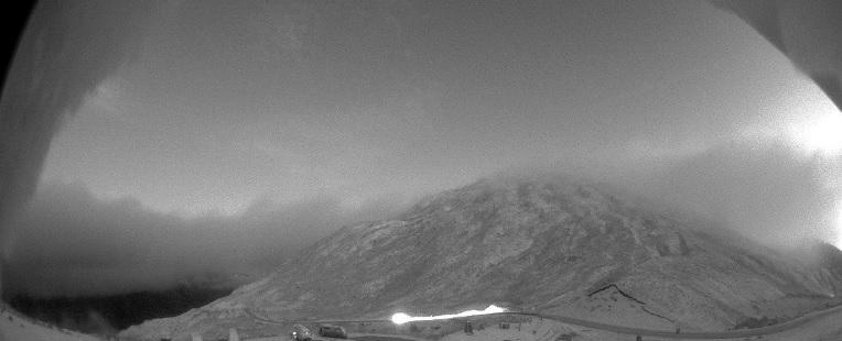 Snow hits Crown Range ahead of weekend storm