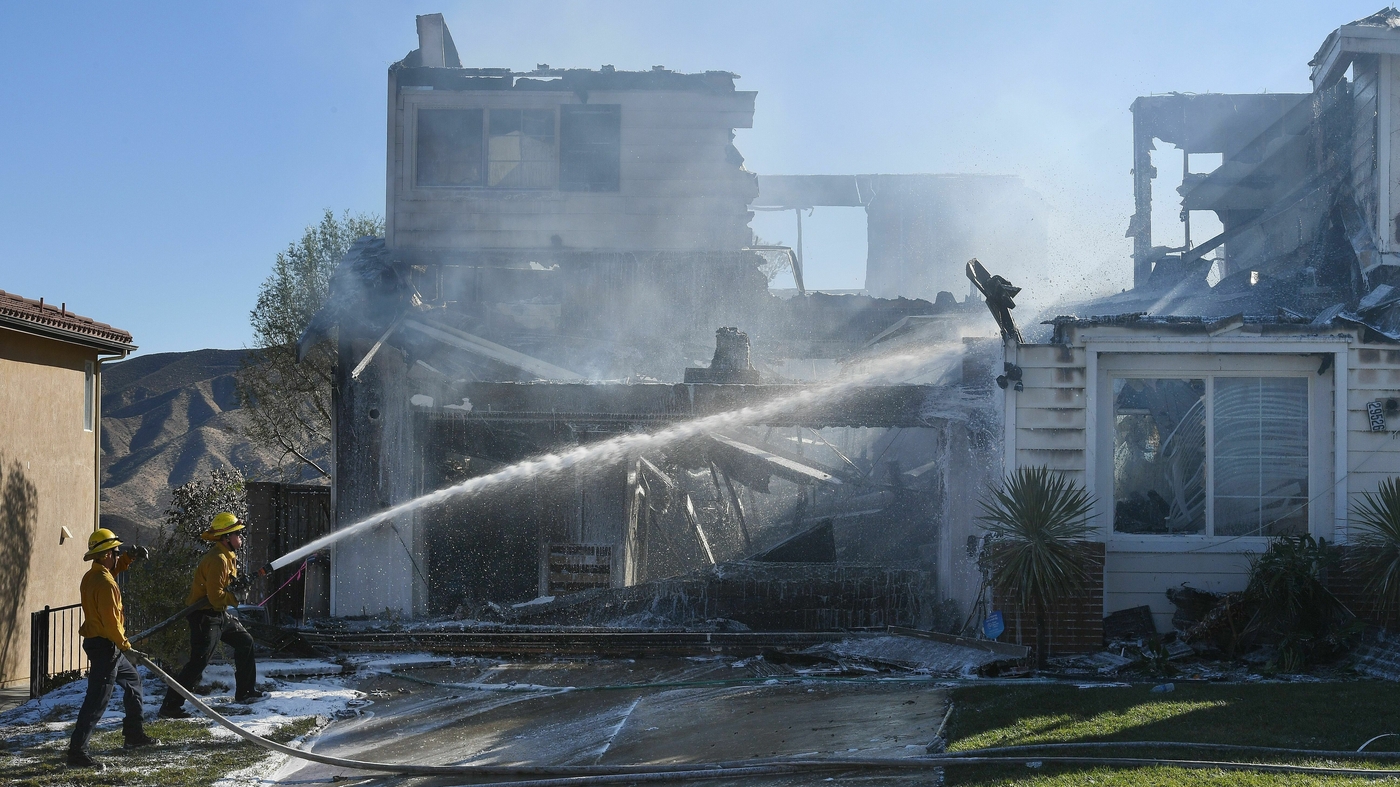 State Farm no longer accepts homeowner insurance applications in California : NPR