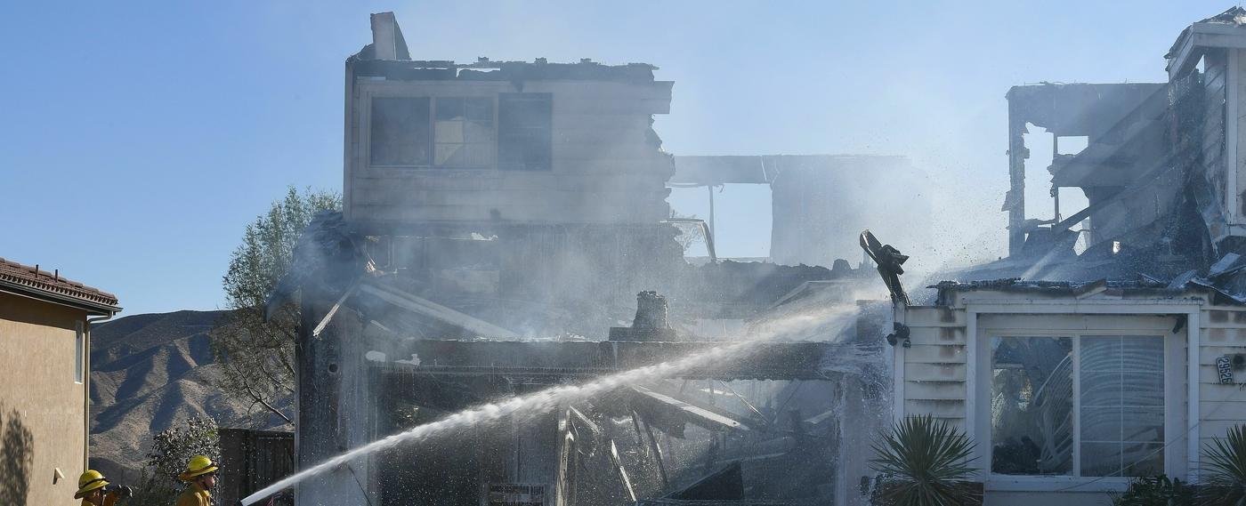 State Farm no longer accepts homeowner insurance applications in California : NPR