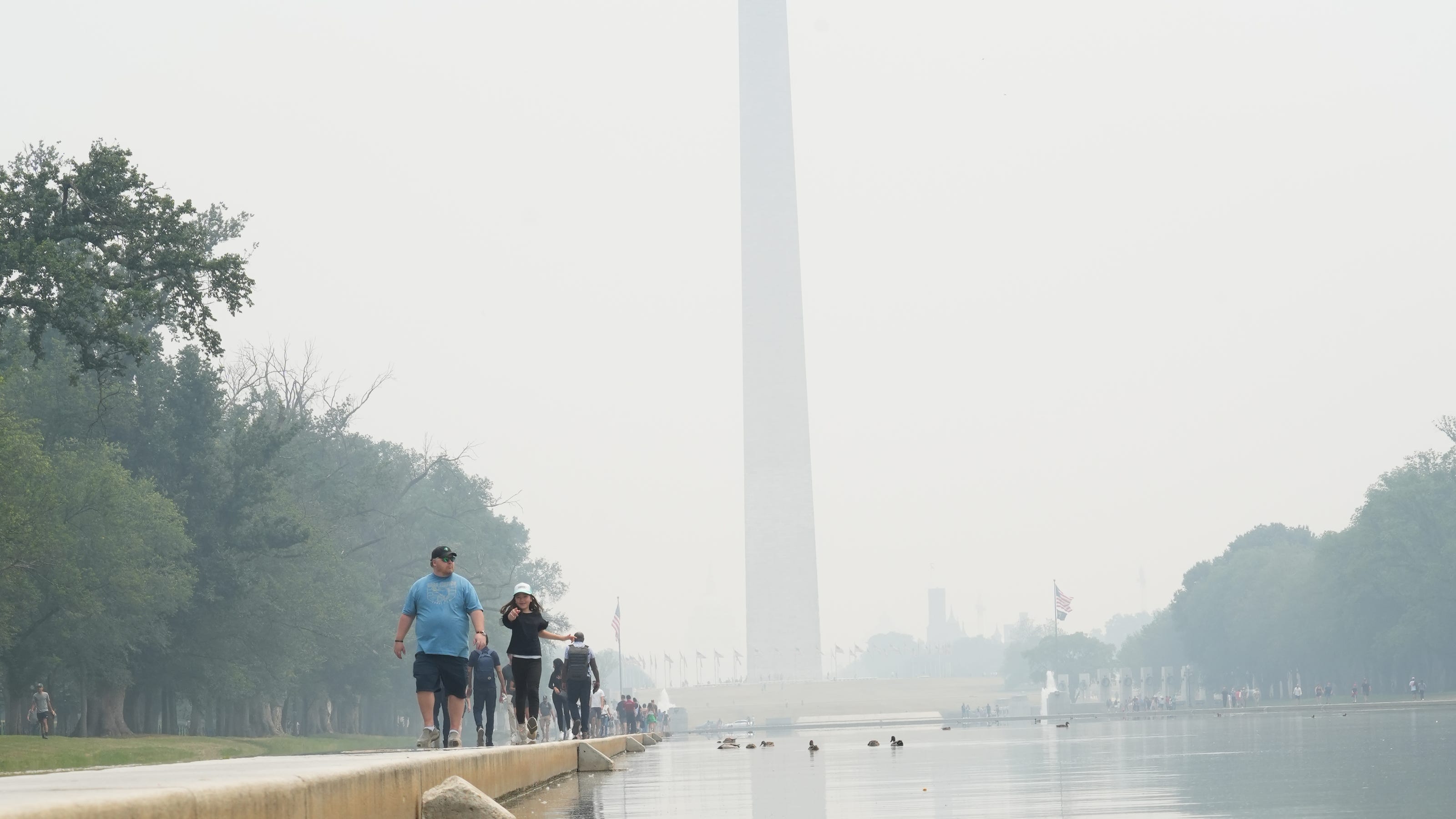 Air quality improves but alerts remain in US from Canada wildfires