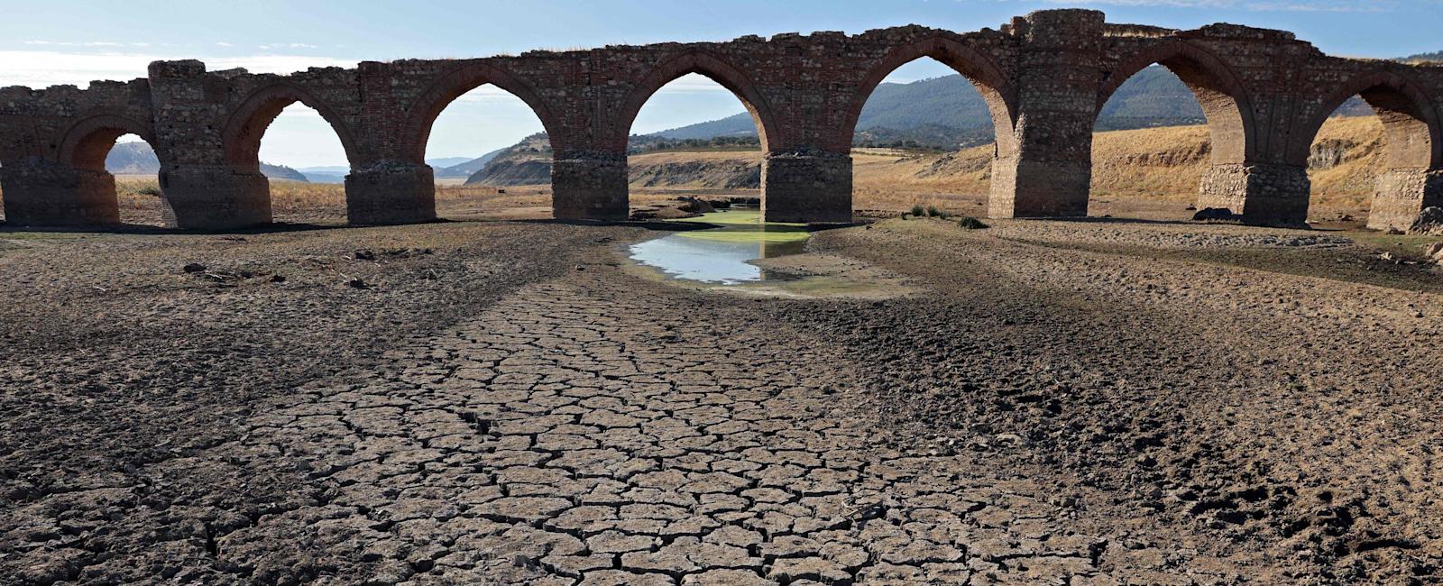 UN climate change report raises alarm on sea ice, ocean heat, glaciers