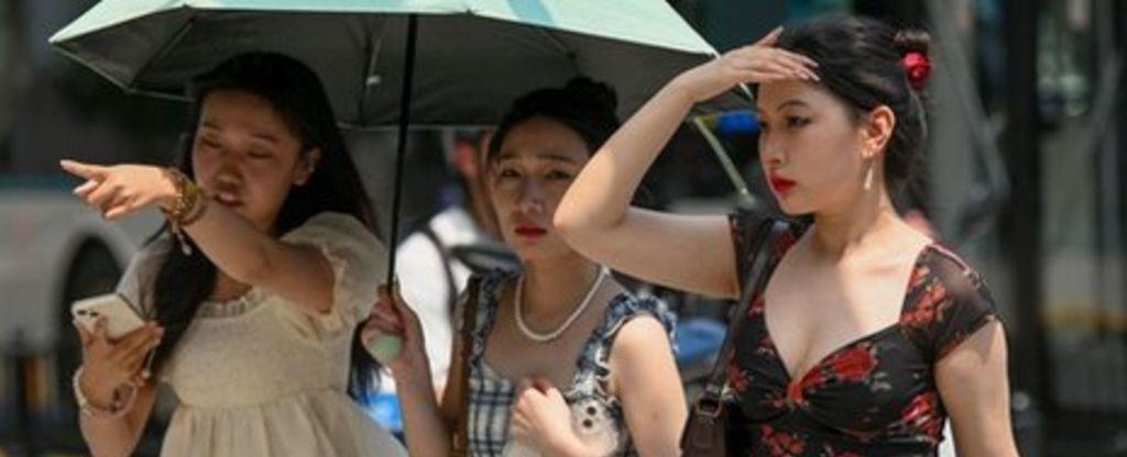 Climate change: World's hottest day since records began