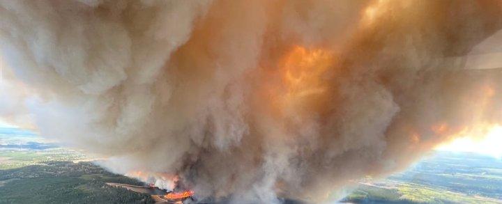 Alberta declares state of emergency as wildfires rage | Globalnews.ca