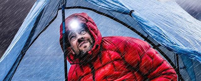 I camped with BEGINNER BACKPACKERS in EXTREME weather 😳